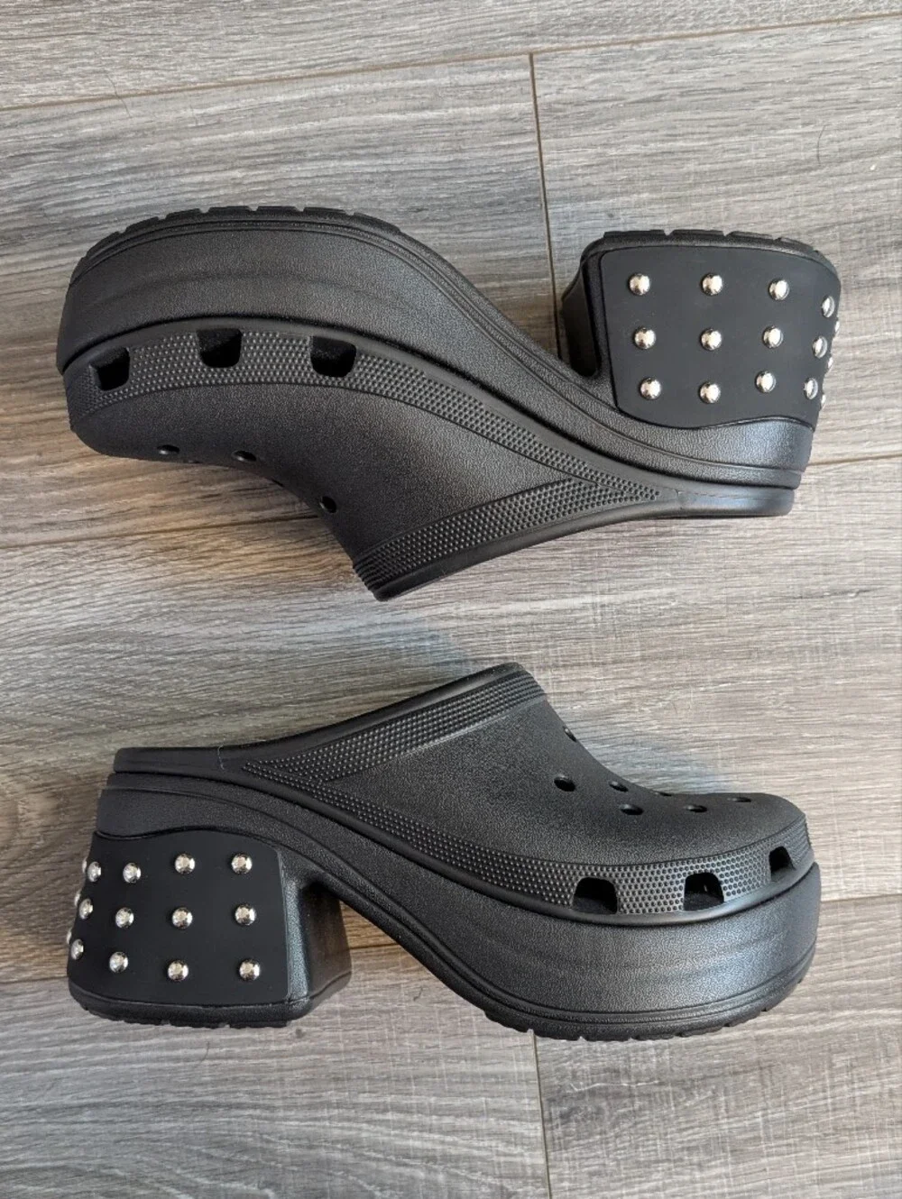 Crocs Siren Platform Studded Clogs - Black Size W12, M10
